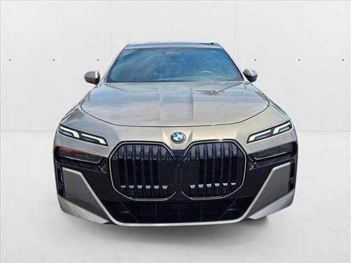 2025 BMW 760 i xDrive