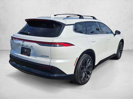 2025 Toyota Crown Signia Limited