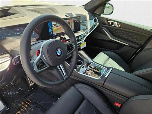 2025 BMW X5 M Base