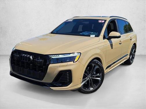 Sakhir Gold Metallic 2025 Audi Q7 55 Prestige