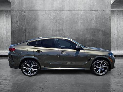 2020 BMW X6 M50i