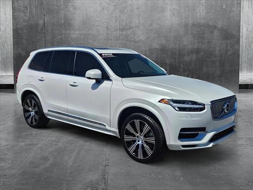 2022 Volvo XC90 Recharge Plug-In Hybrid T8 Inscription Expression 6 Passenger