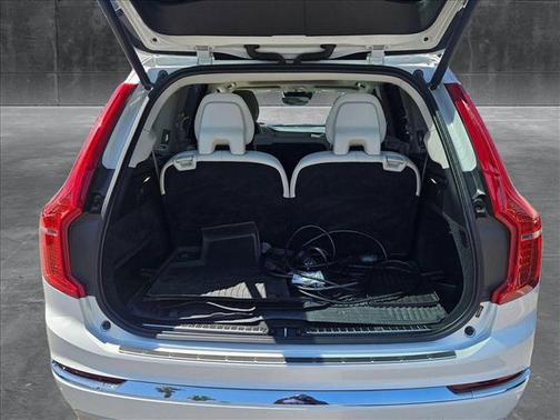 2022 Volvo XC90 Recharge Plug-In Hybrid T8 Inscription Expression 6 Passenger