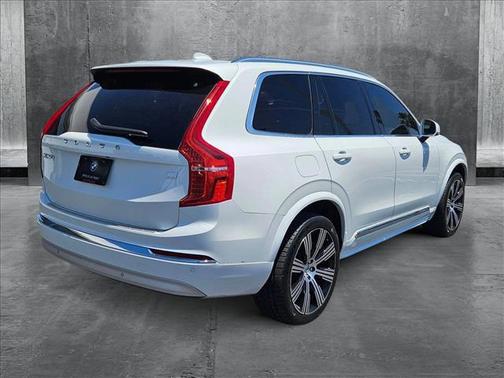 2022 Volvo XC90 Recharge Plug-In Hybrid T8 Inscription Expression 6 Passenger