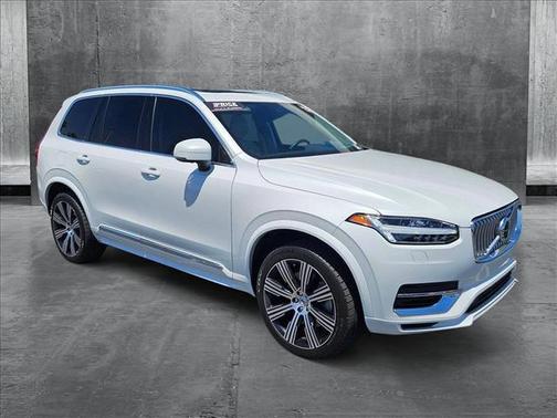 2022 Volvo XC90 Recharge Plug-In Hybrid T8 Inscription Expression 6 Passenger
