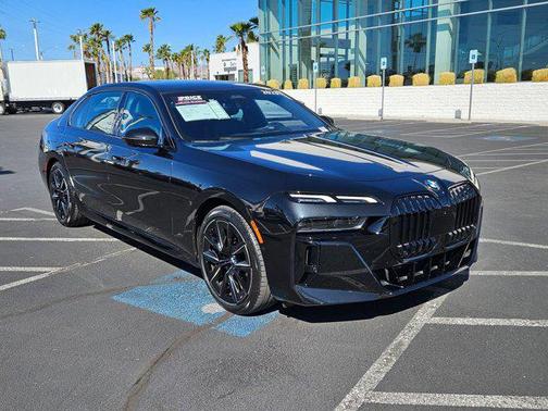 Black Sapphire Metallic 2023 BMW 740 i