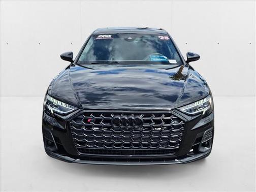 2025 Audi S8 4.0T
