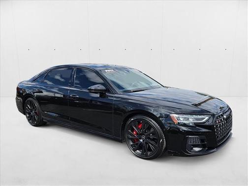 2025 Audi S8 4.0T