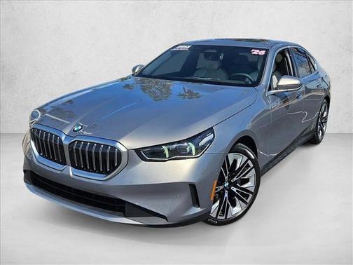 Oxide Grey Metallic 2026 BMW 530 530i