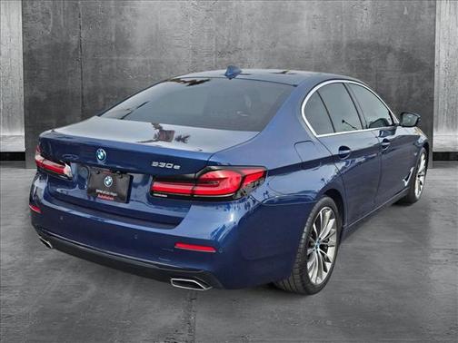 2022 BMW 530e Base