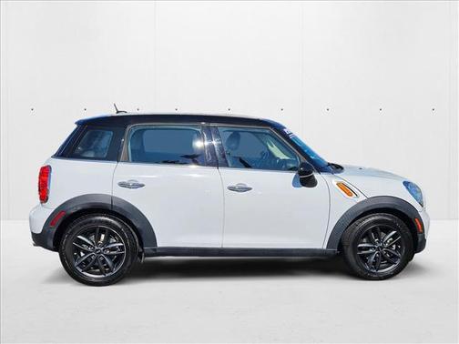 2014 MINI Countryman Cooper