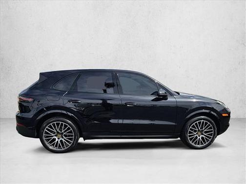 Black 2020 Porsche Cayenne Cayenne