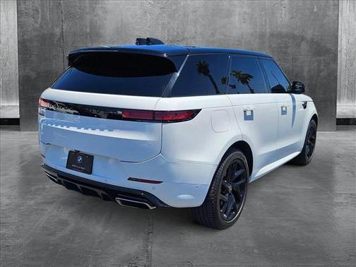 2024 Land Rover Range Rover Sport SE
