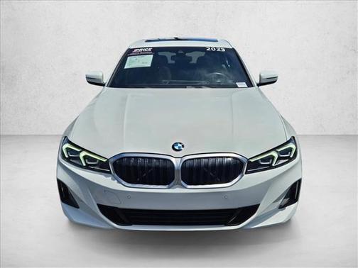 Alpine White 2023 BMW 330 330i