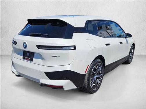 Mineral White Metallic 2024 BMW iX xDrive50
