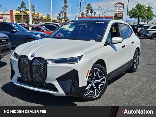Mineral White Metallic 2024 BMW iX xDrive50