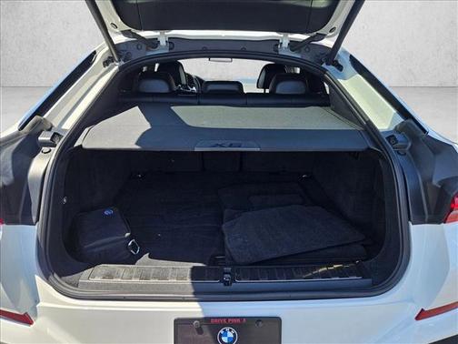 Alpine White 2021 BMW X6 xDrive40i