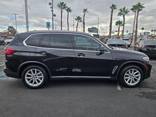 2023 BMW X5 sDrive40i