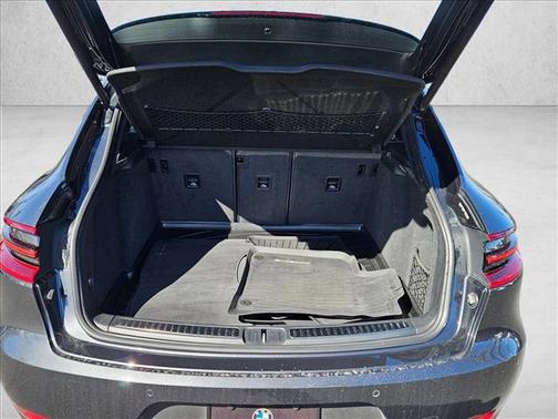 2018 Porsche Macan AWD