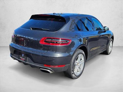 2018 Porsche Macan AWD