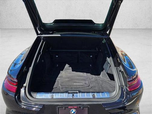 2017 Porsche Panamera 4S