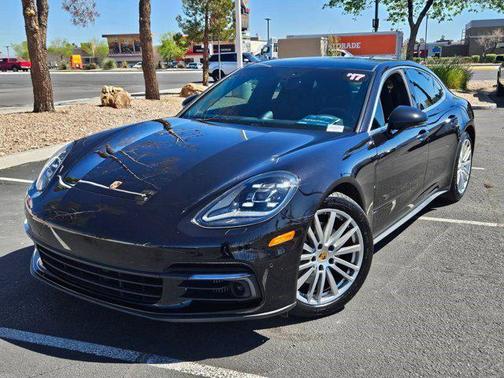 2017 Porsche Panamera 4S