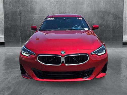 2025 BMW 230 i