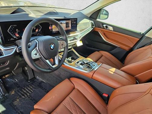 Dravit Grey Metallic 2026 BMW X7 xDrive40i