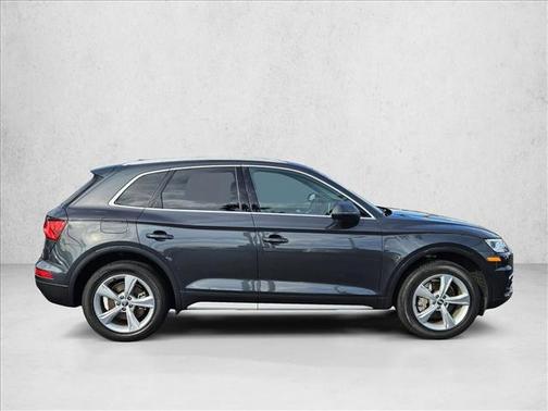 2020 Audi Q5 45 Premium Plus