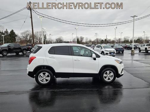 2022 Chevrolet Trax LS