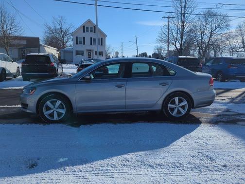 2013 Volkswagen Passat 2.5 SE