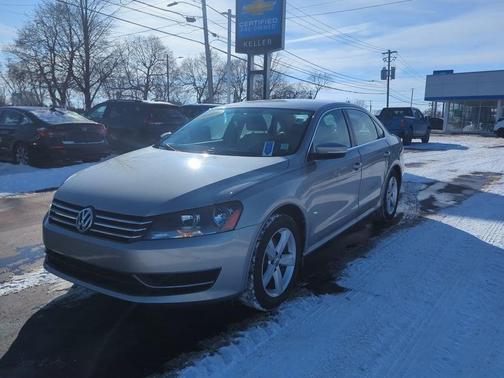 2013 Volkswagen Passat 2.5 SE