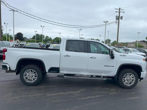 2022 Chevrolet Silverado 3500 High Country