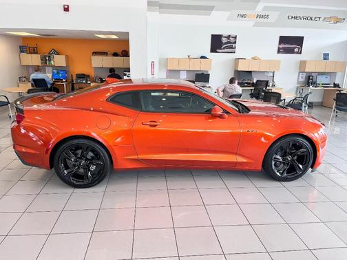 2023 Chevrolet Camaro LT1