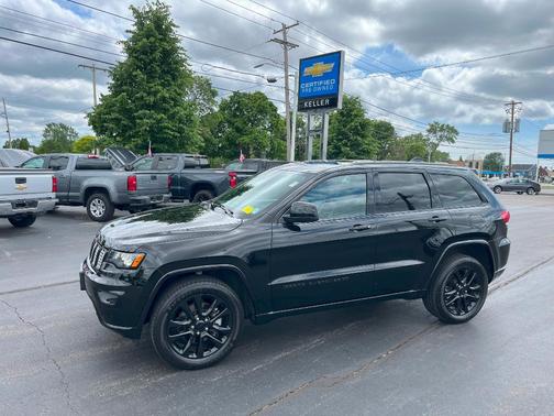 2022 Jeep Grand Cherokee WK Laredo