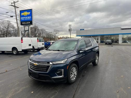 2023 Chevrolet Traverse LT Leather