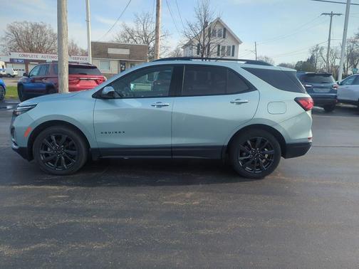 Seaglass Blue Metallic 2022 Chevrolet Equinox RS