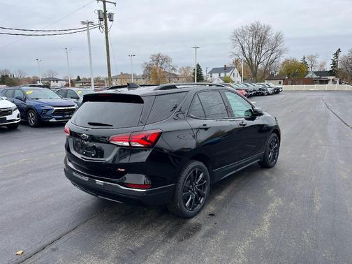 2022 Chevrolet Equinox RS