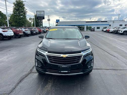 Mosaic Black Metallic 2024 Chevrolet Equinox LT