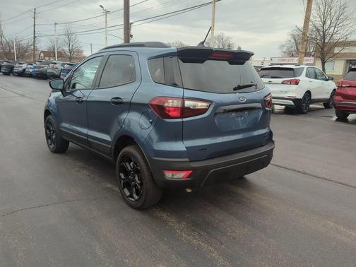 2022 Ford EcoSport SES
