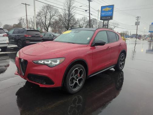 2025 Alfa Romeo Stelvio Veloce