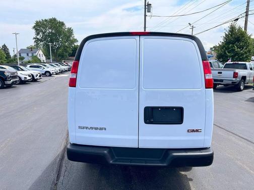 2024 GMC Savana 2500 Work Van