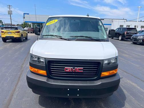 2024 GMC Savana 2500 Work Van