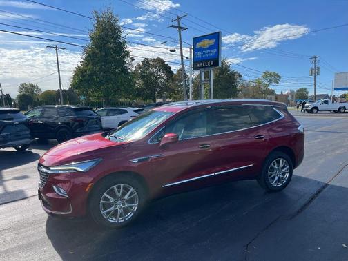 2023 Buick Enclave Essence