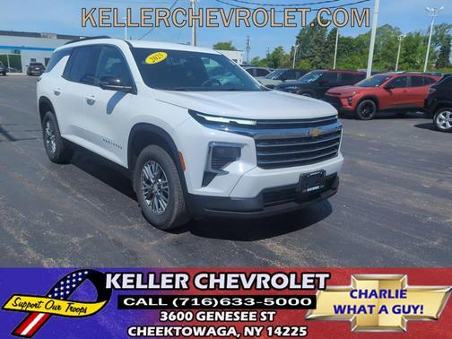 Summit White 2025 Chevrolet Traverse LT