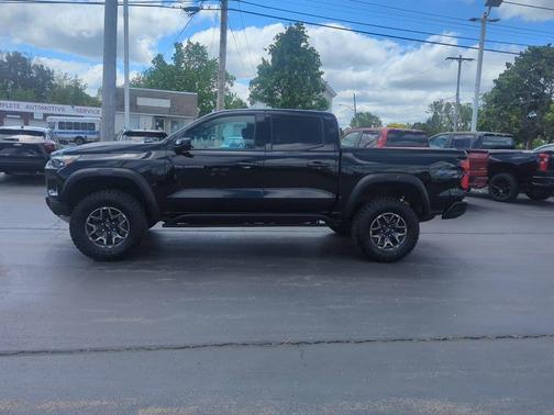 Black 2024 Chevrolet Colorado ZR2