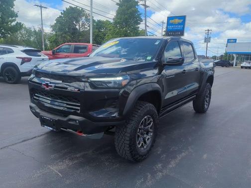 Black 2024 Chevrolet Colorado ZR2