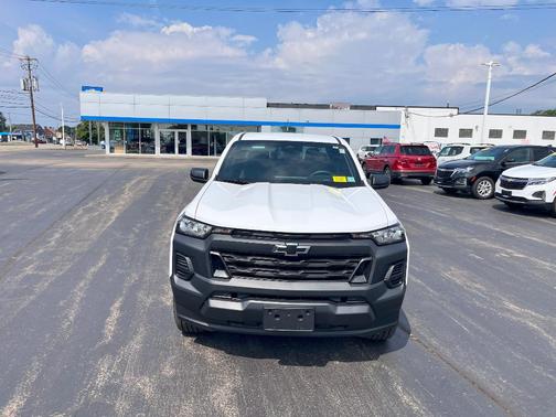 2025 Chevrolet Colorado WT
