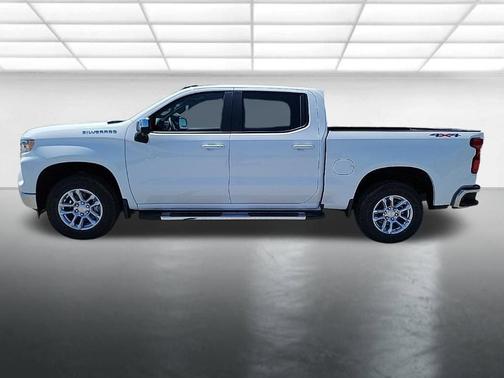 Summit White 2026 Chevrolet Silverado 1500 LT