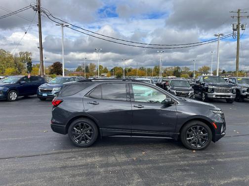 2022 Chevrolet Equinox RS